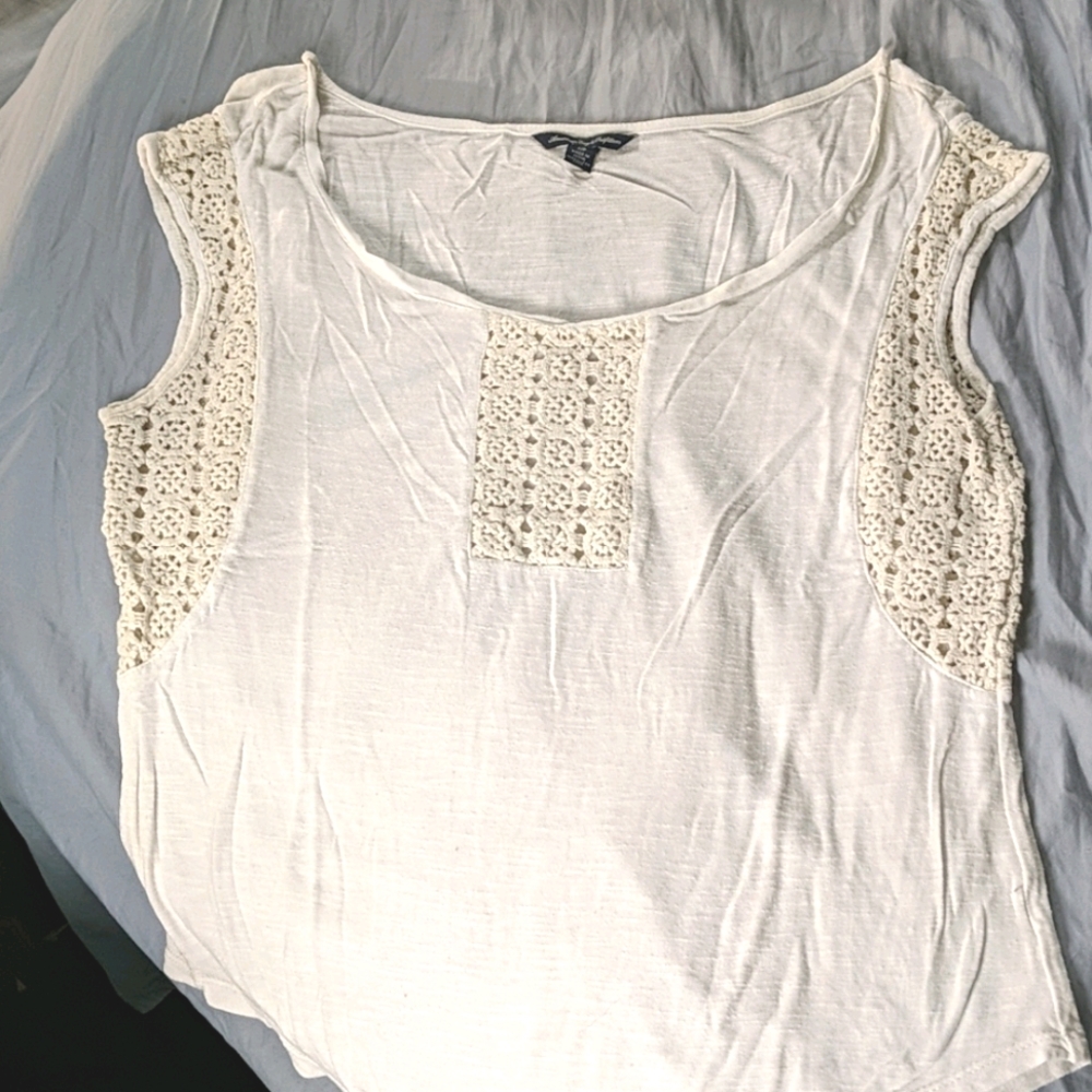 Bohemian lace inset tee